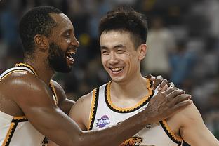 亚运会男篮1/4决赛-中国男篮首节领先韩国7分